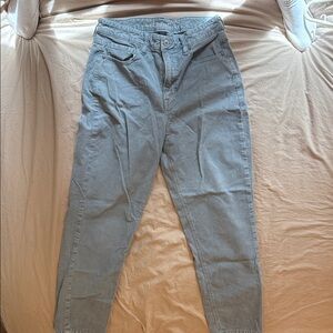 American Eagle Outfitters Light Gray Ankle Jeans
